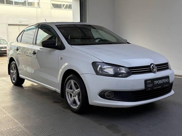 Volkswagen Polo V с пробегом 2014 года, цена 810 000 рублей, 71434 км, седан, Автокод Объявления