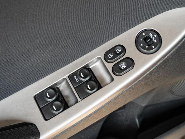 Hyundai Solaris I Рестайлинг с пробегом 2014 года, цена 1 150 000 рублей, 71192 км, хэтчбек, Автокод Объявления