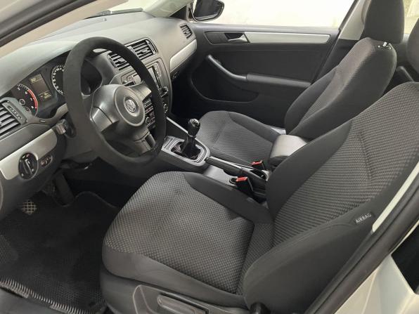 Volkswagen Jetta VI с пробегом 2011 года, цена 979 000 рублей, 160951 км, седан, Автокод Объявления