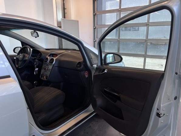 Opel Corsa D с пробегом 2009 года, цена 479 000 рублей, 94481 км, хэтчбек, Автокод Объявления