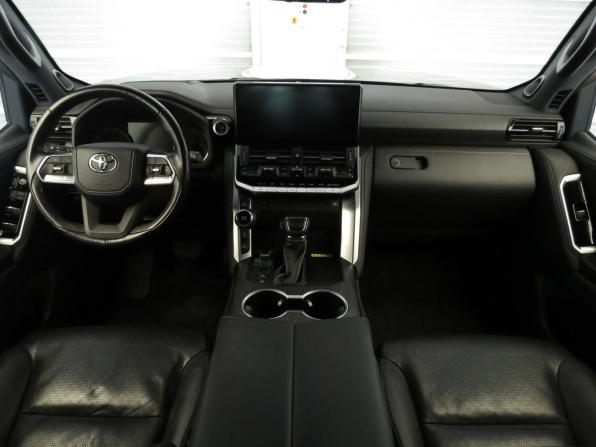 Toyota Land Cruiser 300 Series с пробегом 2022 года, цена 8 400 000 рублей, 171129 км, внедорожник, Автокод Объявления