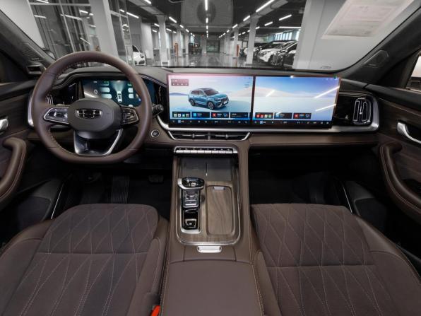 Geely Monjaro I Рестайлинг 2 с пробегом 2025 года, цена 4 200 000 рублей, 15 км, внедорожник, Автокод Объявления