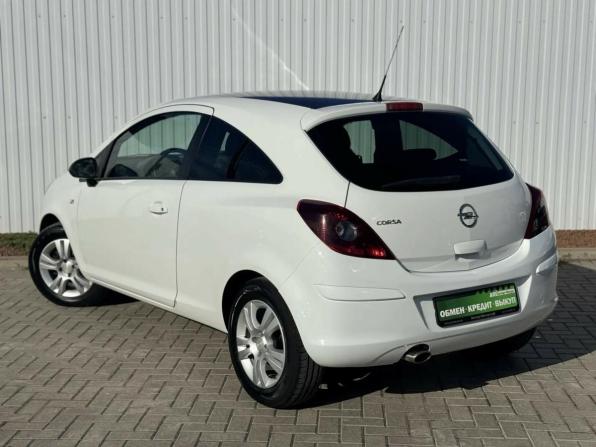 Opel Corsa D Рестайлинг II с пробегом 2012 года, цена 675 000 рублей, 112000 км, хэтчбек, Автокод Объявления