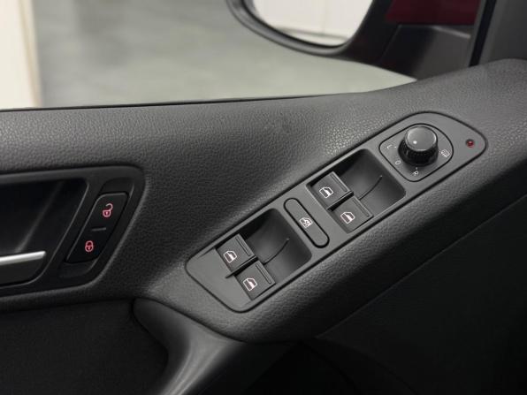 Volkswagen Tiguan I Рестайлинг с пробегом 2013 года, цена 980 000 рублей, 156000 км, внедорожник, Автокод Объявления