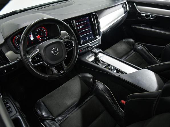 Volvo S90 II с пробегом 2018 года, цена 2 580 000 рублей, 128220 км, седан, Автокод Объявления