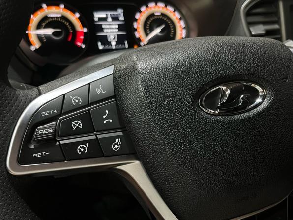 Lada (ВАЗ) Vesta I Рестайлинг (NG) с пробегом 2024 года, цена 1 177 000 рублей, 65566 км, седан, Автокод Объявления