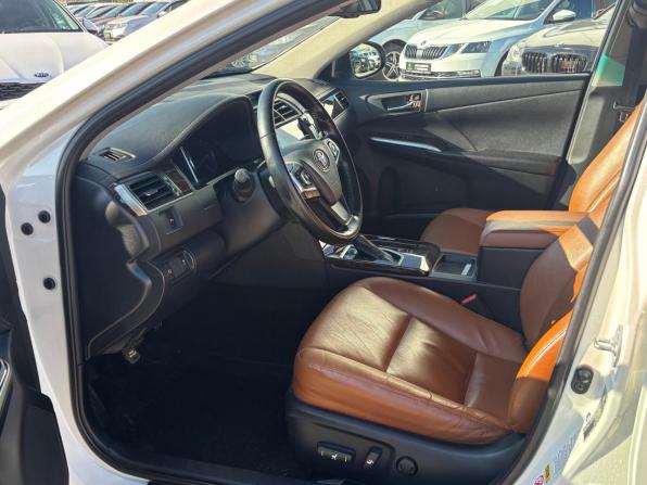 Toyota Camry VII (XV50) Рестайлинг с пробегом 2017 года, цена 2 150 000 рублей, 189127 км, седан, Автокод Объявления