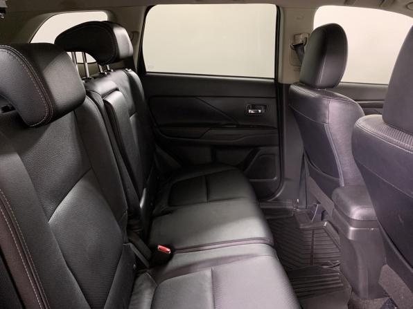 Mitsubishi Outlander III Рестайлинг 2 с пробегом 2016 года, цена 2 075 000 рублей, 84616 км, внедорожник, Автокод Объявления