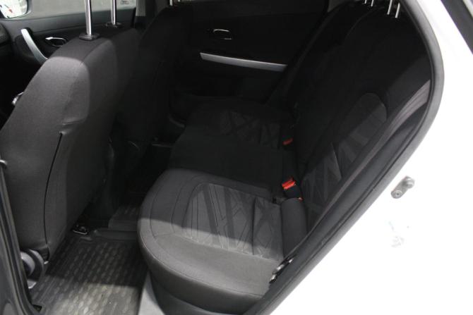 Kia Ceed II Рестайлинг с пробегом 2015 года, цена 1 048 000 рублей, 176000 км, универсал, Автокод Объявления