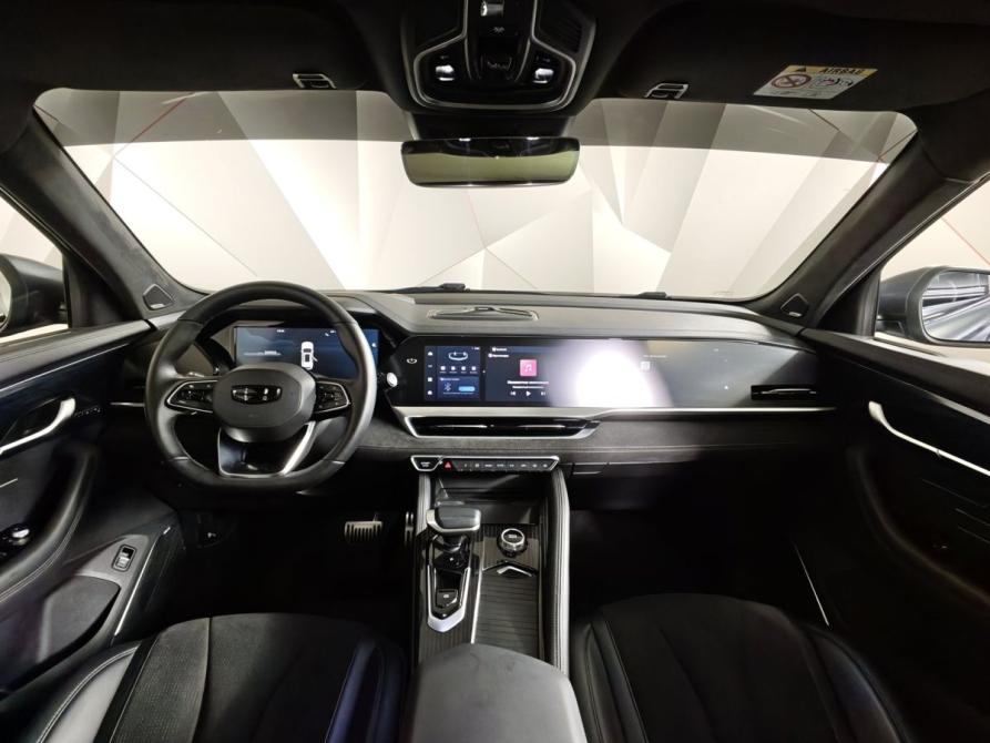 Geely Monjaro I Москва  - изображение 14