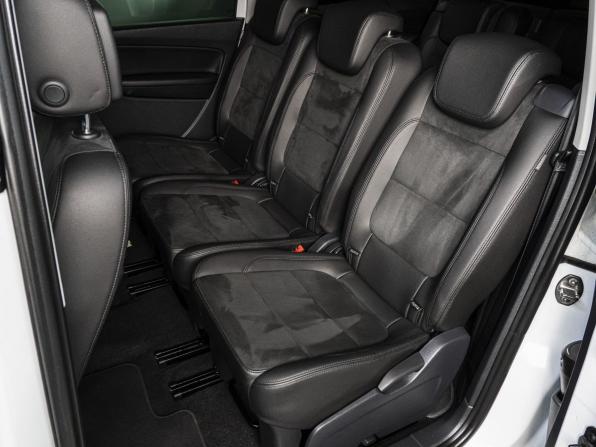 Volkswagen Sharan II Рестайлинг с пробегом 2016 года, цена 1 629 000 рублей, 109770 км, минивэн, Автокод Объявления