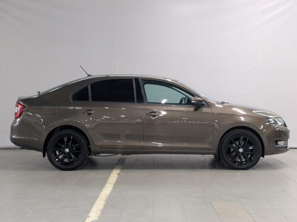 Skoda Rapid I Рестайлинг с пробегом 2018 года, цена 1 600 000 рублей, 86724 км, лифтбек, Автокод Объявления