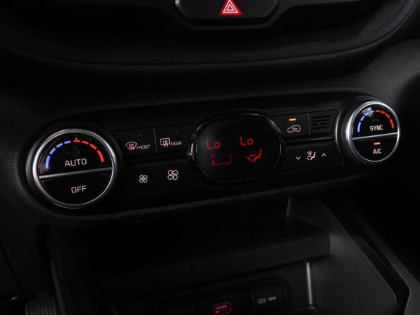 Kia Soul II Рестайлинг с пробегом 2019 года, цена 1 788 000 рублей, 256586 км, хэтчбек, Автокод Объявления