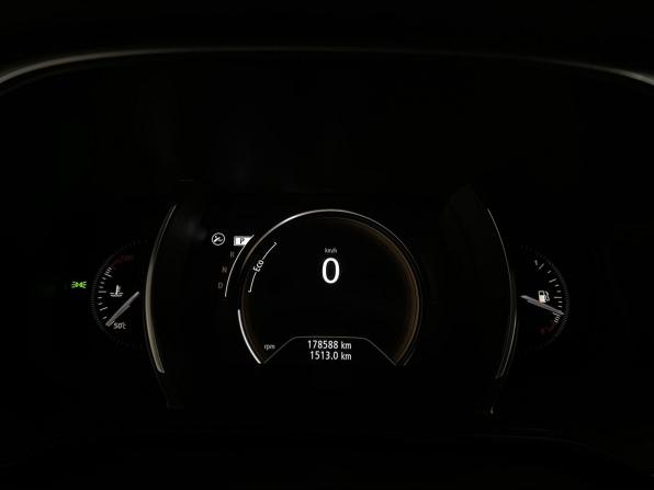 Renault Megane IV с пробегом 2018 года, цена 1 350 000 рублей, 178586 км, универсал, Автокод Объявления