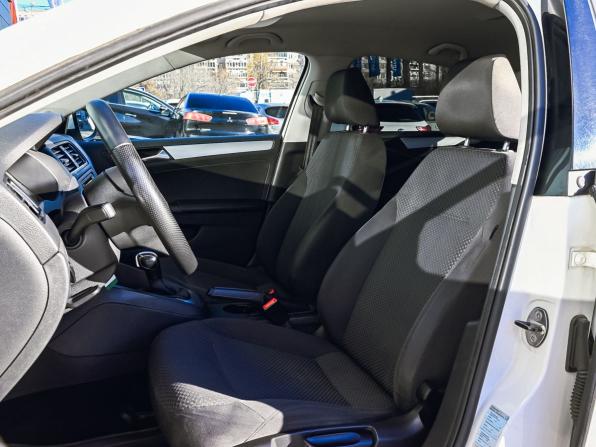Volkswagen Jetta VI с пробегом 2012 года, цена 979 000 рублей, 205526 км, седан, Автокод Объявления