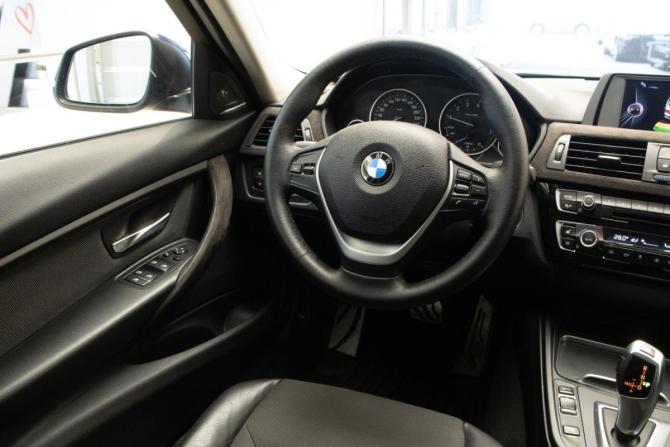 BMW 3 серии VI (F3x) Рестайлинг с пробегом 2016 года, цена 2 175 000 рублей, 72400 км, седан, Автокод Объявления