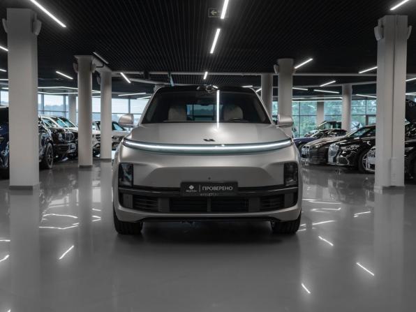 Li Auto (Lixiang) L9 I с пробегом 2023 года, цена 6 490 000 рублей, 38020 км, внедорожник, Автокод Объявления