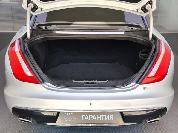 Jaguar XJ IV (X351) Рестайлинг с пробегом 2016 года, цена 2 260 000 рублей, 115842 км, седан, Автокод Объявления