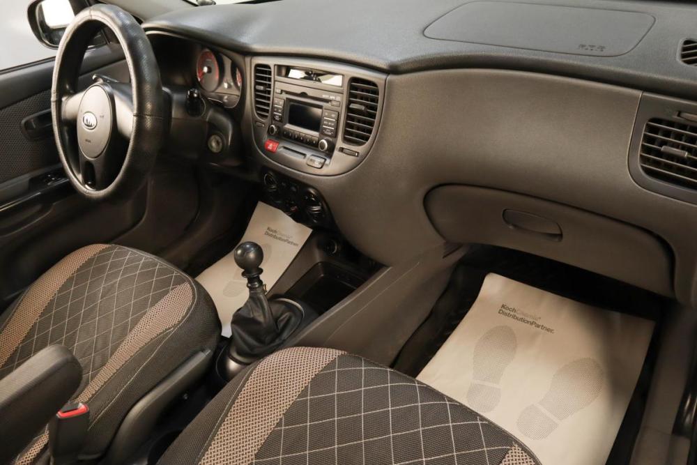 Kia Rio II Рестайлинг Челябинск  - изображение 8