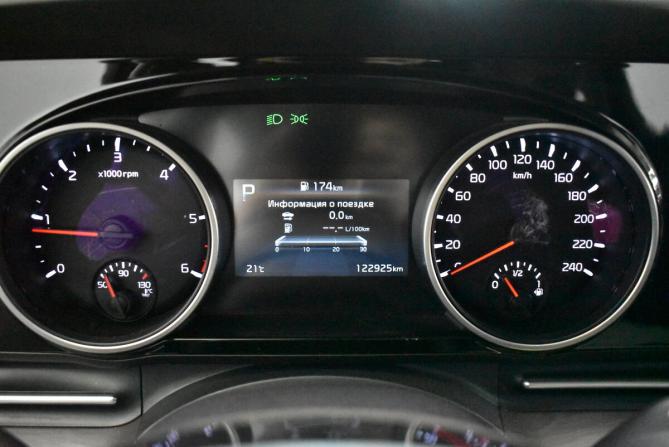 Kia Carnival IV с пробегом 2021 года, цена 3 250 000 рублей, 122925 км, минивэн, Автокод Объявления