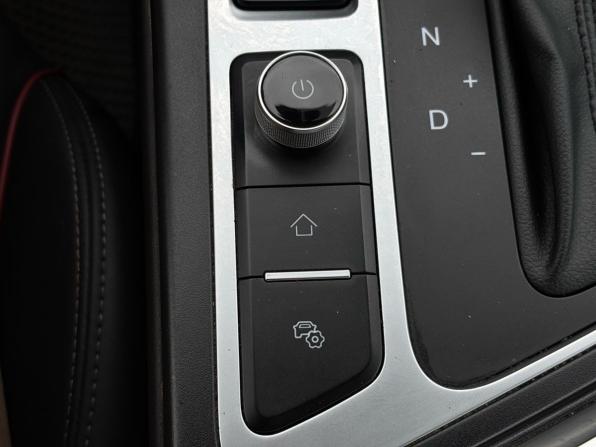Omoda S5 с пробегом 2023 года, цена 1 070 000 рублей, 121650 км, седан, Автокод Объявления