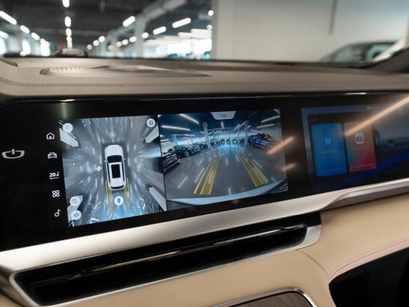 Geely Monjaro I с пробегом 2025 года, цена 3 900 000 рублей, 8876 км, внедорожник, Автокод Объявления