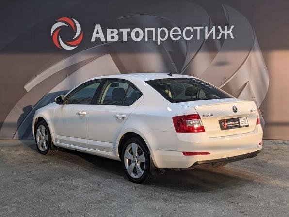Skoda Octavia III (A7) с пробегом 2015 года, цена 1 335 000 рублей, 232000 км, лифтбек, Автокод Объявления