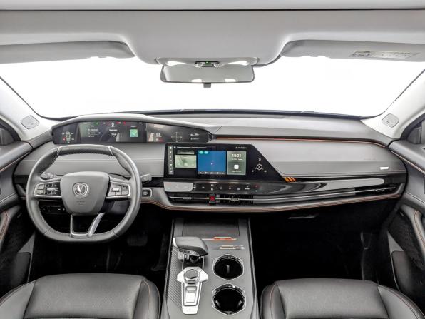 Changan UNI-K с пробегом 2024 года, цена 3 250 000 рублей, 7811 км, внедорожник, Автокод Объявления