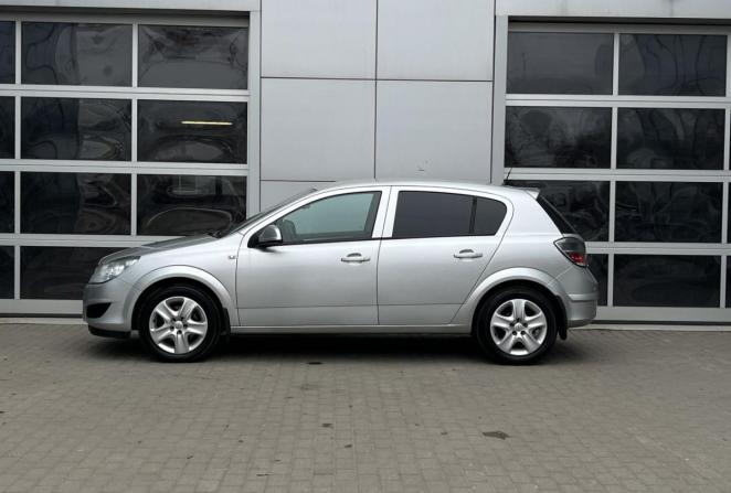 Opel Astra H Рестайлинг с пробегом 2012 года, цена 700 000 рублей, 73215 км, хэтчбек, Автокод Объявления