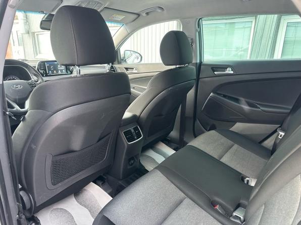 Hyundai Tucson III Рестайлинг с пробегом 2018 года, цена 1 650 000 рублей, 299300 км, внедорожник, Автокод Объявления