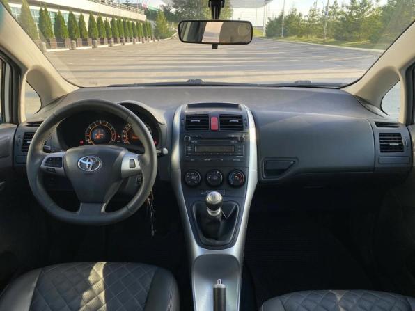 Toyota Auris I Рестайлинг с пробегом 2011 года, цена 895 000 рублей, 118300 км, хэтчбек, Автокод Объявления