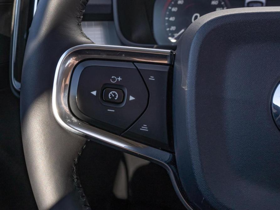 Volvo XC40 I Краснодар  - изображение 17