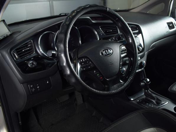Kia Ceed II с пробегом 2012 года, цена 989 999 рублей, 243439 км, хэтчбек, Автокод Объявления