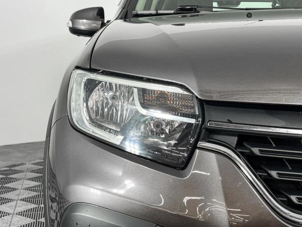 Renault Sandero II Рестайлинг с пробегом 2019 года, цена 1 205 000 рублей, 105260 км, хэтчбек, Автокод Объявления