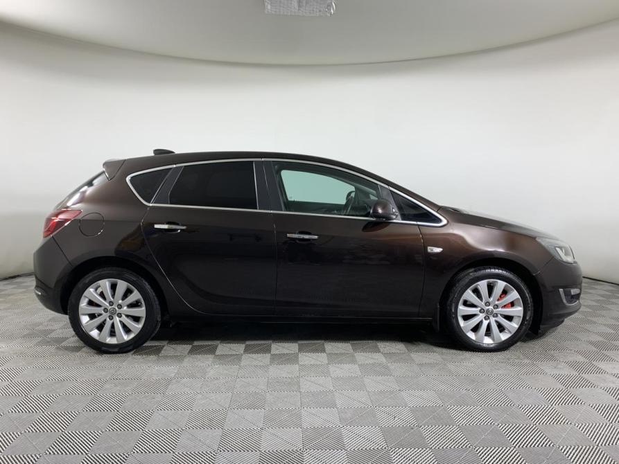 Opel Astra J Рестайлинг Москва  - изображение 4