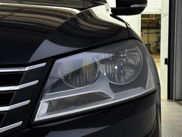 Volkswagen Passat B7 с пробегом 2011 года, цена 895 000 рублей, 369239 км, универсал, Автокод Объявления