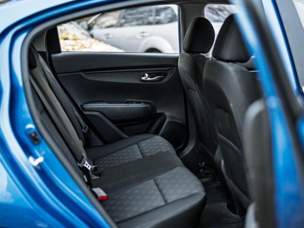 Kia Rio IV Рестайлинг с пробегом 2020 года, цена 1 305 000 рублей, 125717 км, седан, Автокод Объявления