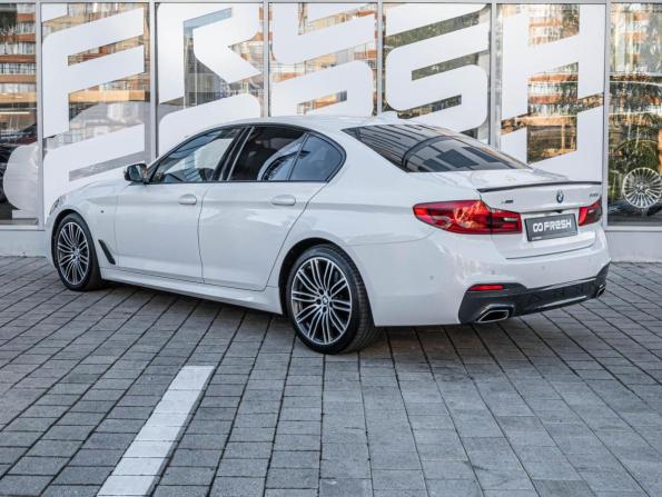 BMW 5 серии VII (G30/G31/G38) с пробегом 2019 года, цена 4 098 000 рублей, 93250 км, седан, Автокод Объявления