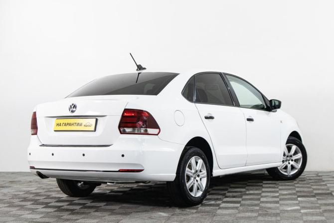 Volkswagen Polo V Рестайлинг с пробегом 2019 года, цена 1 069 000 рублей, 110000 км, седан, Автокод Объявления
