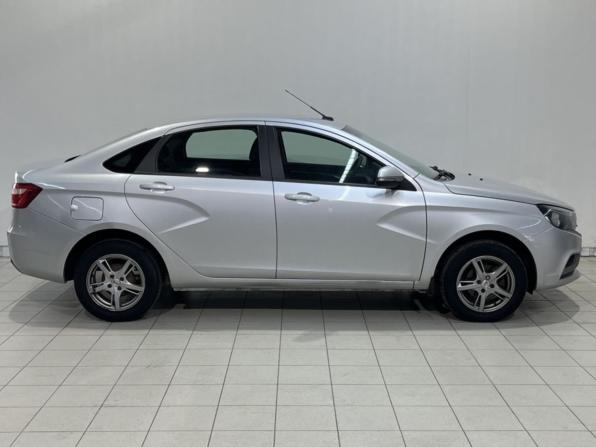 Lada (ВАЗ) Vesta I с пробегом 2017 года, цена 806 300 рублей, 92956 км, седан, Автокод Объявления