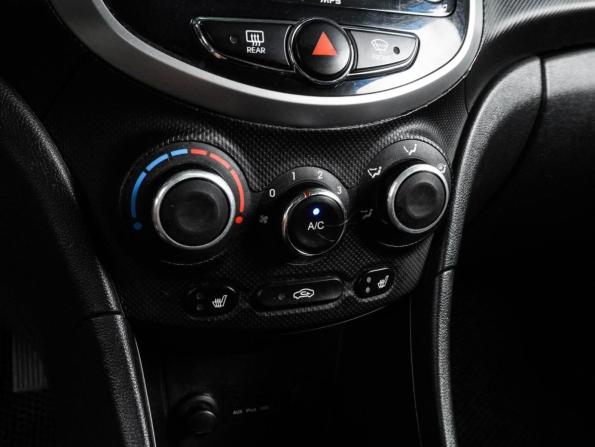 Hyundai Solaris I с пробегом 2012 года, цена 779 000 рублей, 187614 км, седан, Автокод Объявления