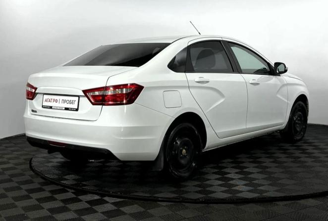 Lada (ВАЗ) Vesta I с пробегом 2021 года, цена 1 080 000 рублей, 130677 км, седан, Автокод Объявления