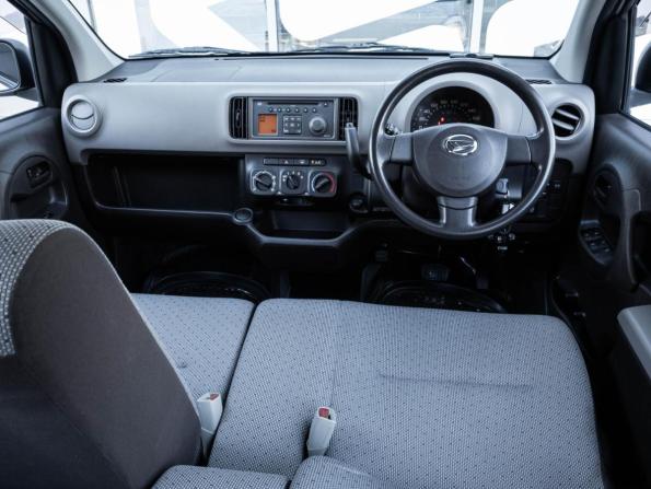 Daihatsu Boon II Рестайлинг с пробегом 2015 года, цена 633 200 рублей, 80108 км, хэтчбек, Автокод Объявления