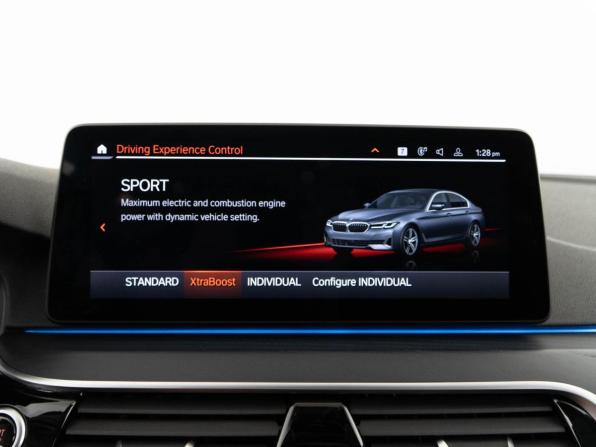 BMW 5 серии VII (G30/G31/G38) Рестайлинг с пробегом 2022 года, цена 4 599 600 рублей, 67938 км, седан, Автокод Объявления