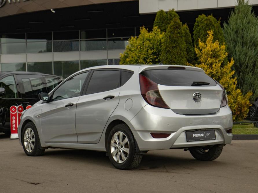 Hyundai Solaris I Москва  - изображение 5