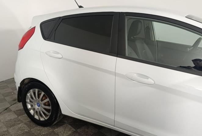 Ford Fiesta Mk6 Рестайлинг с пробегом 2016 года, цена 720 000 рублей, 222000 км, хэтчбек, Автокод Объявления