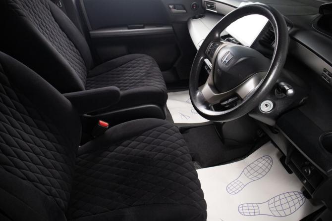 Honda Freed I Рестайлинг с пробегом 2013 года, цена 999 000 рублей, 162000 км, компактвэн, Автокод Объявления