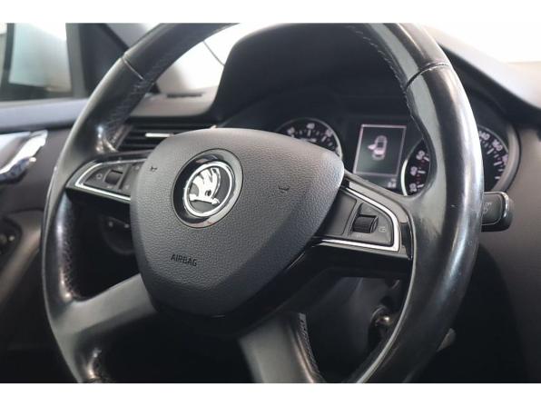 Skoda Octavia III (A7) с пробегом 2014 года, цена 925 000 рублей, 165410 км, лифтбек, Автокод Объявления