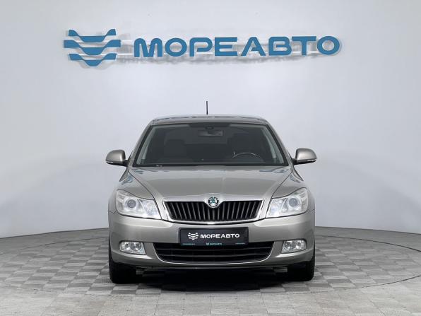 Skoda Octavia II (A5) Рестайлинг с пробегом 2011 года, цена 949 000 рублей, 172356 км, лифтбек, Автокод Объявления