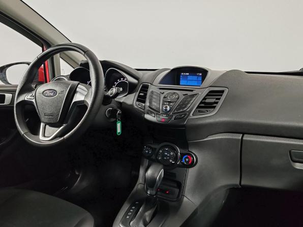Ford Fiesta Mk6 Рестайлинг с пробегом 2016 года, цена 999 000 рублей, 58999 км, хэтчбек, Автокод Объявления